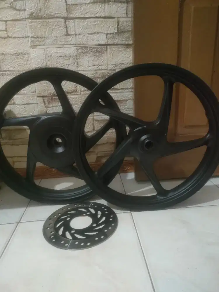 Velg Honda 110 ORIGINAL(beat,Genio,spacy,Scoopy,Vario) plus cakram