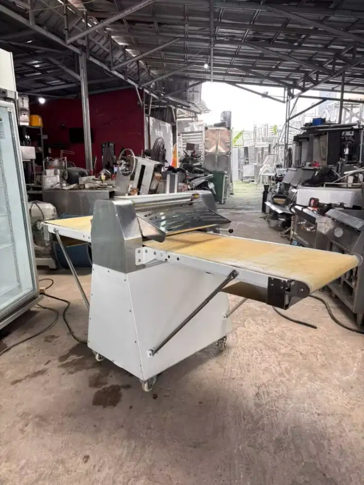 DOUGH SHEETER
Model BDQ 520C
Muluss