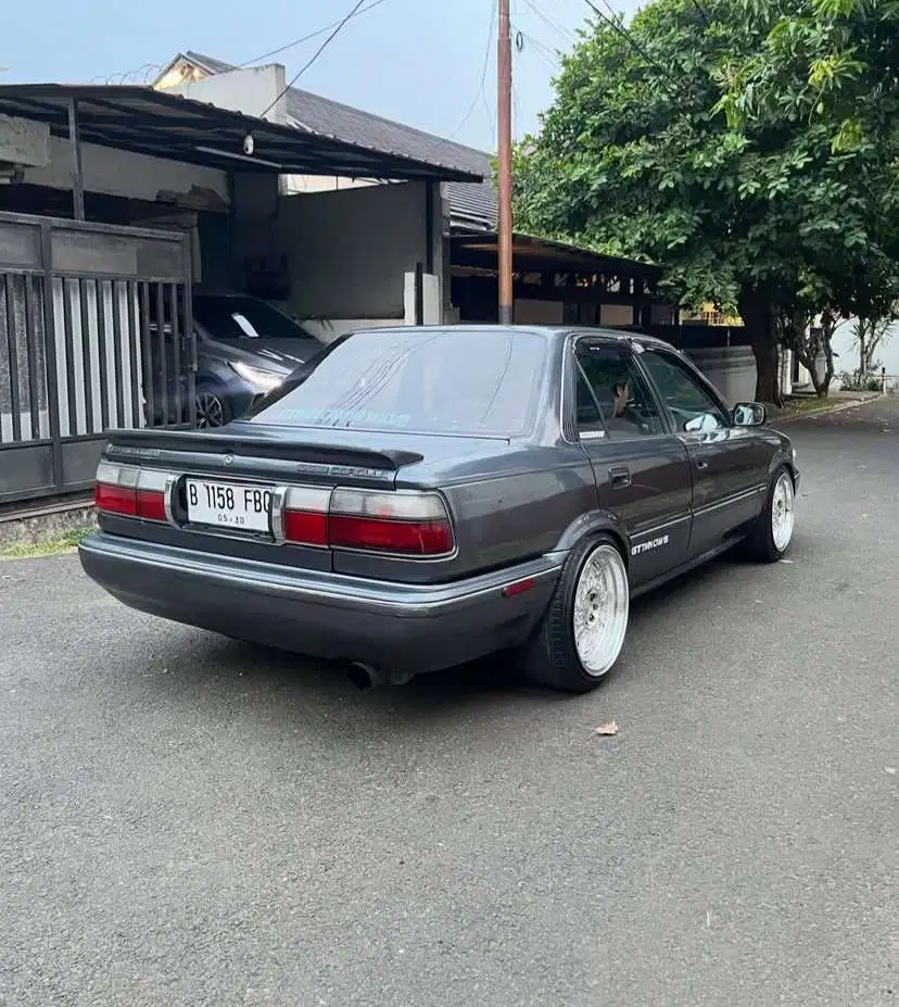 Toyota Corolla 1990 Bensin