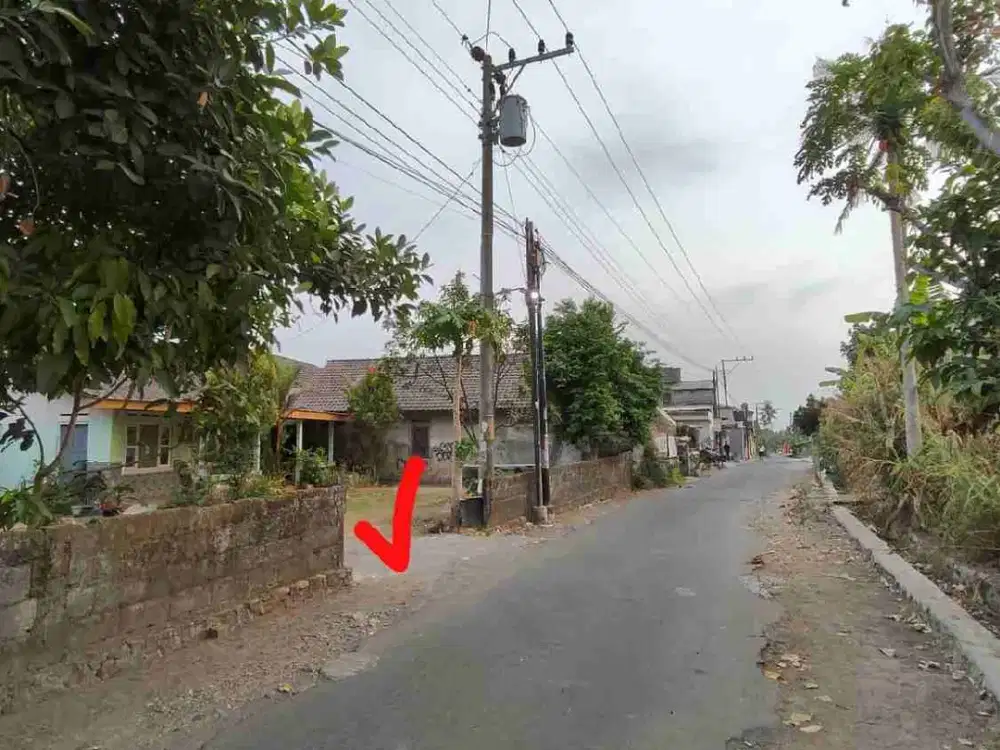 Tanah pekarangan lokasi strategis di seputaran Jalan Gito Gati
