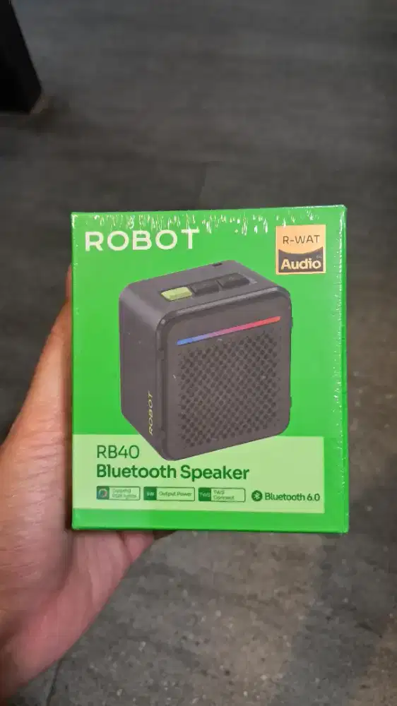 speaker Robot rb40