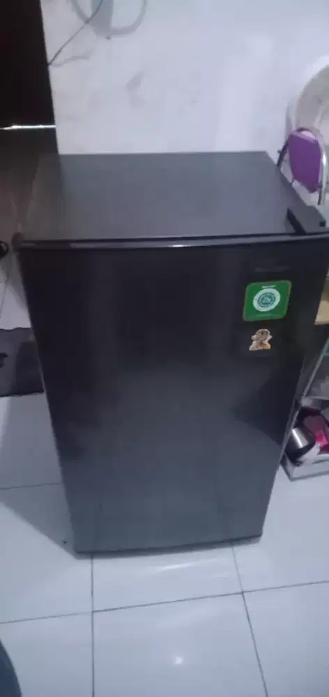 Kulkas 1 pintu merk Sharp