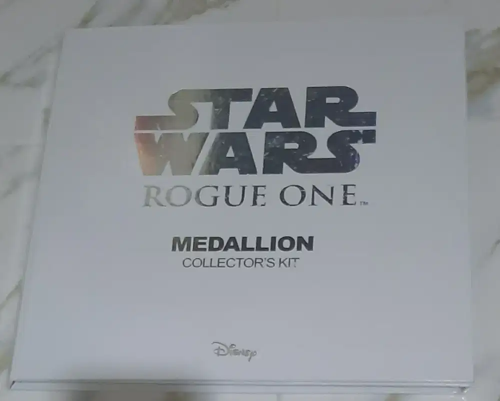 StarWars Rogue One Medallion collector's kit