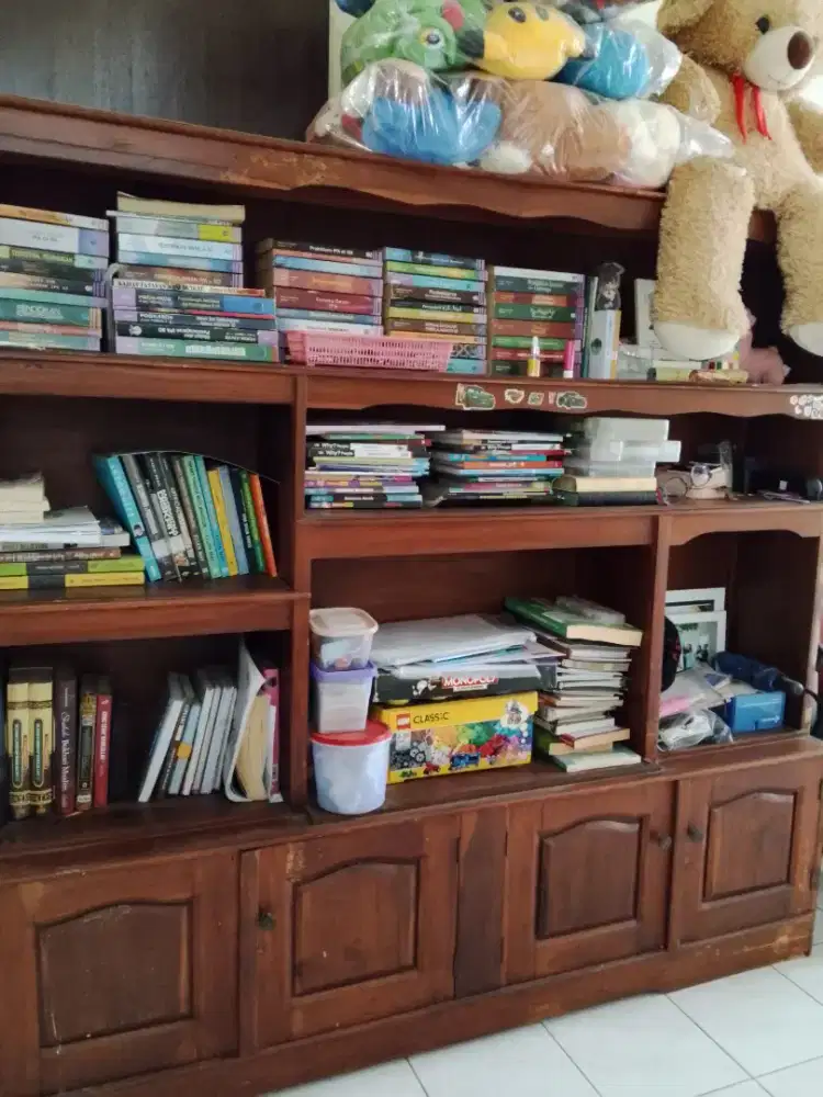 Rak buku tahun 70 an jati campuran