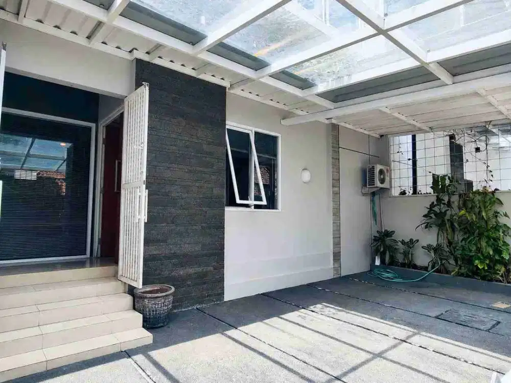 Dijual Cepat JARANG ADA Rumah Minimalis Strategis Di Sayap Riau Bandung