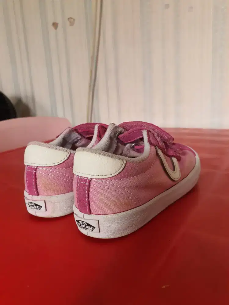 Dijual sepatu vans toodler originalL