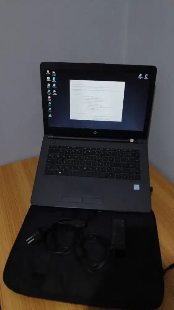LAPTOP HP 240 G6 (Core i3)