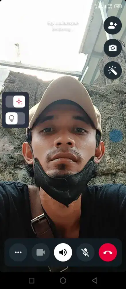MENCARI LOWONGAN PEKERJAAN SEBAGAI SUPIR PRIBADI