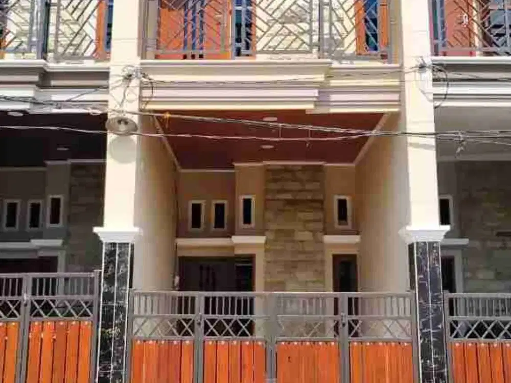 DP 215 jt rumah cash kredit inhouse