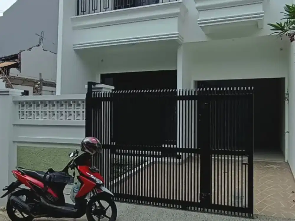 Rumah Minimalis Di Duren Sawit Dalam Komplek Perumahan Lokasi Strategis Full Bata Merah