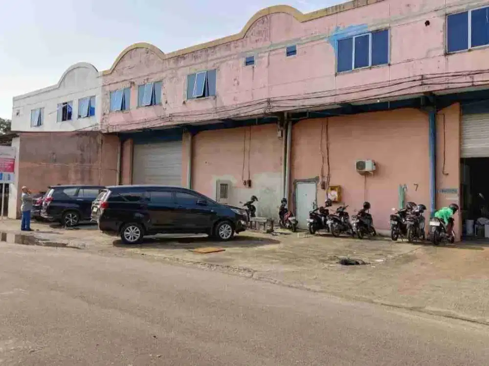 Gudang Siap Pakai di Srimas Batu Ampar Dekat Pelabuhan Container