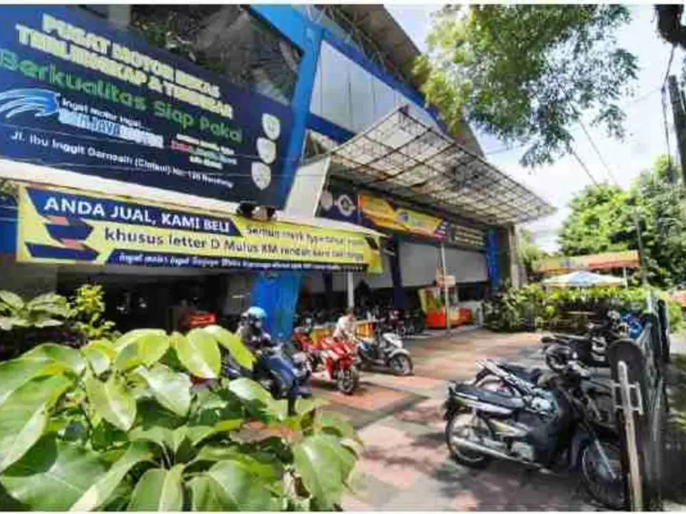 Dijual Gedung Komersil Eks Showroom di Inggit Garnasih Ciateul Bandung