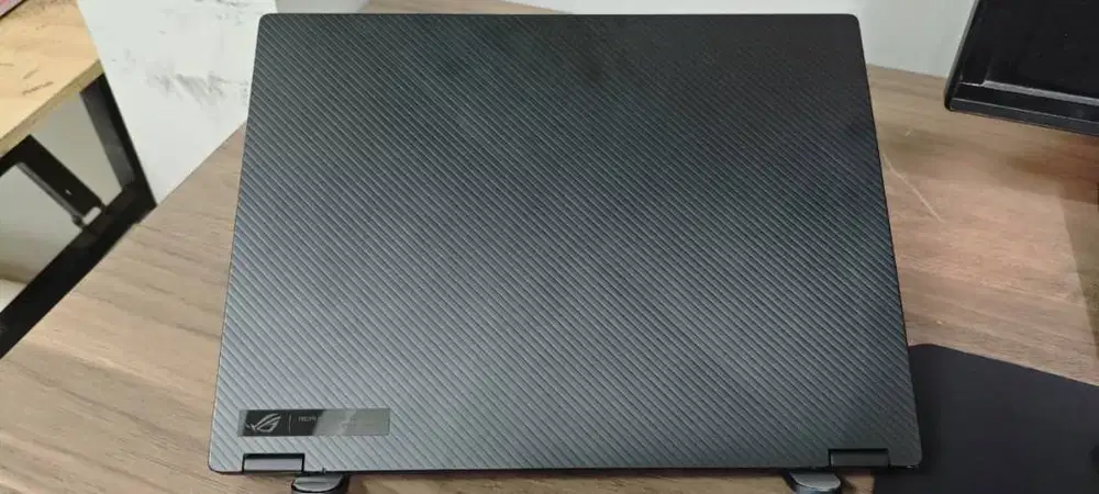 Asus ROG Flow X13 Ryzen9 16GB/2TB RTX 3050 4GB Touchscreen Flip