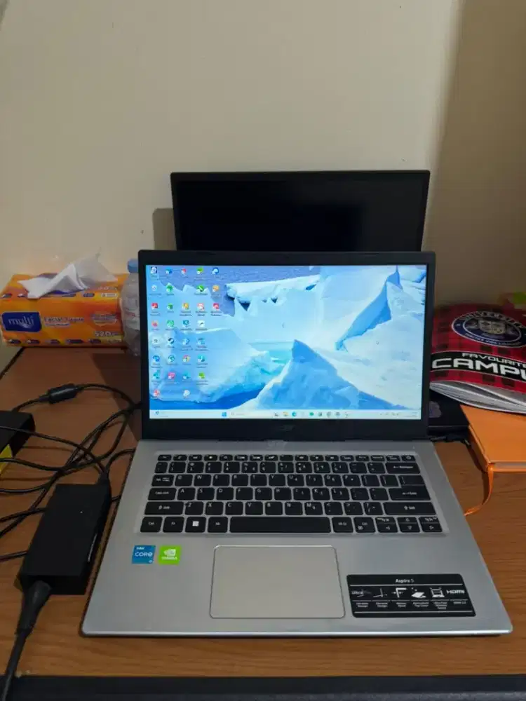 Acer Aspire 5 8/512 Nvidia MX350 Windows 11 Layar 14 Inch Silver Hitam