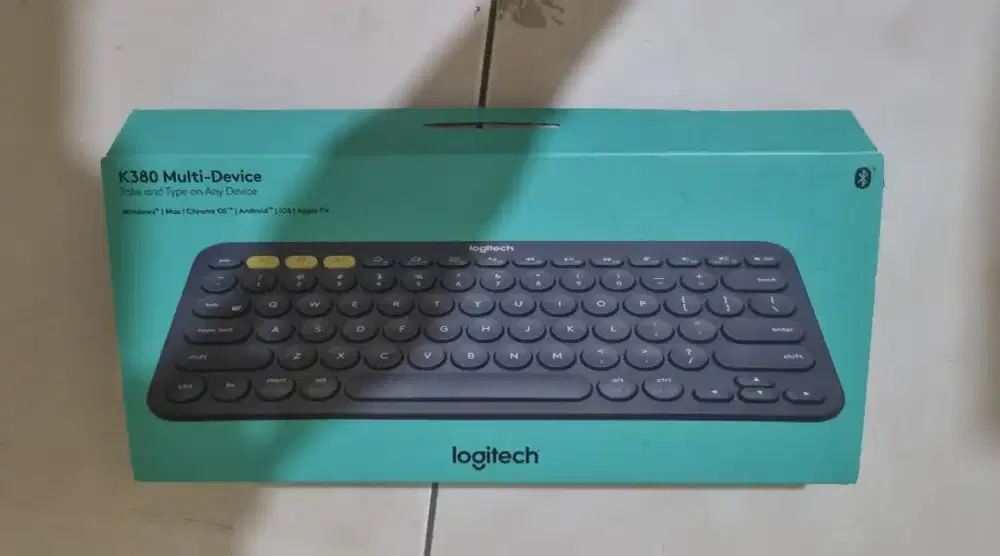 Keyboard Bluetooth Logitech Multi Device K380