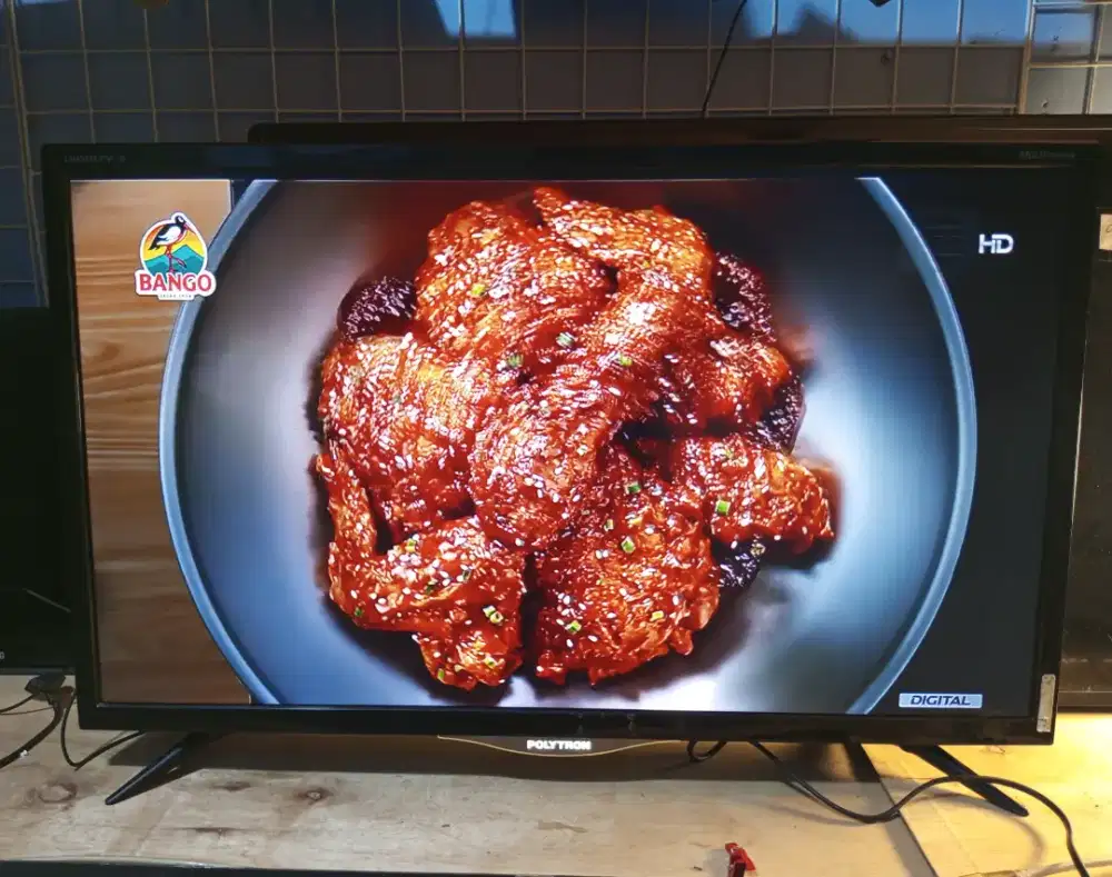 ready tv led 32 inc Polytron sudah digital second murah terpercaya