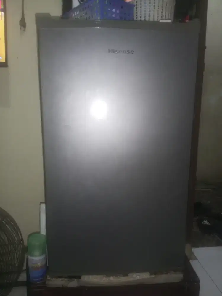 Kulkas hihisense 1 pintu