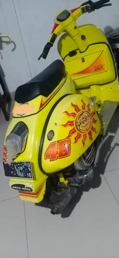 Vespa Exclusive 89 Sport