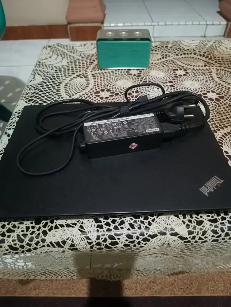 Dijual laptop Lenovo bekas