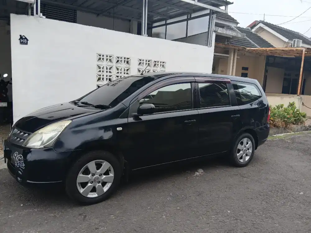 Nissan Grand Livina 1,5 XV