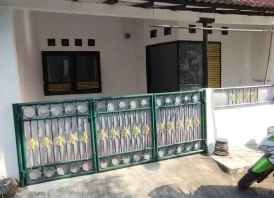 Disewakan Rumah Sambiroto dekat rs, restoran, daerah stategis