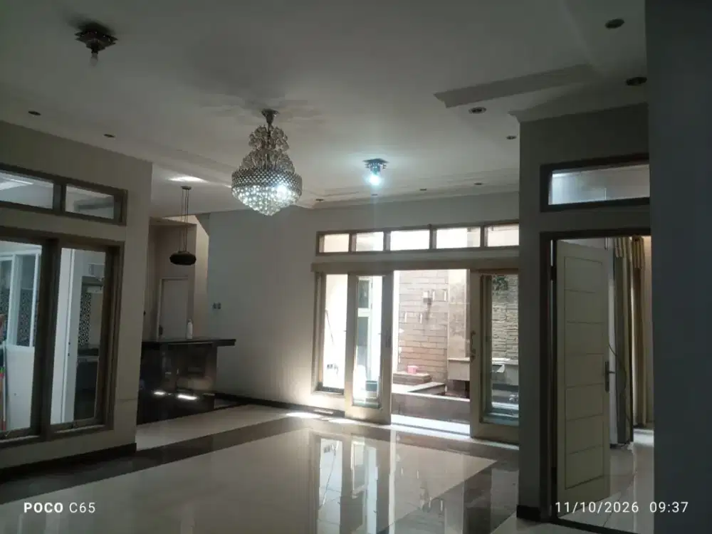 Rumah 2 Lantai Siap Huni di Antapani Bandung