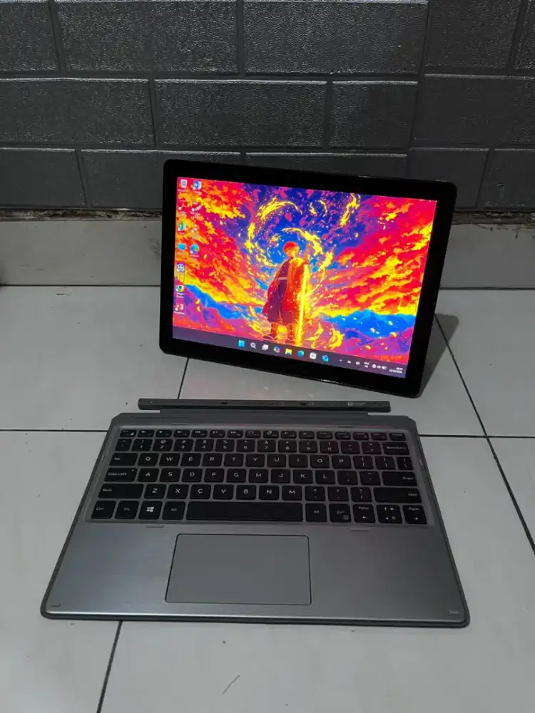 Di Jual Dell Latitude 7200 2 in 1 intel core i7 gen8 (ram 16/nvme 256)