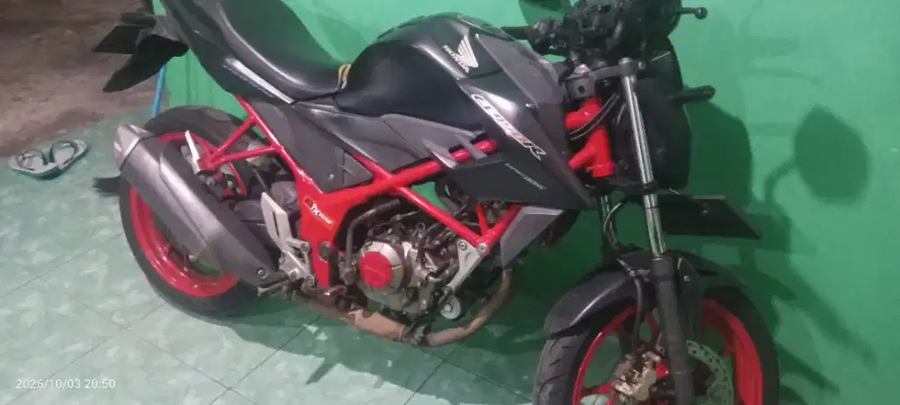 CB150R New LED 2017 Spesial Edision