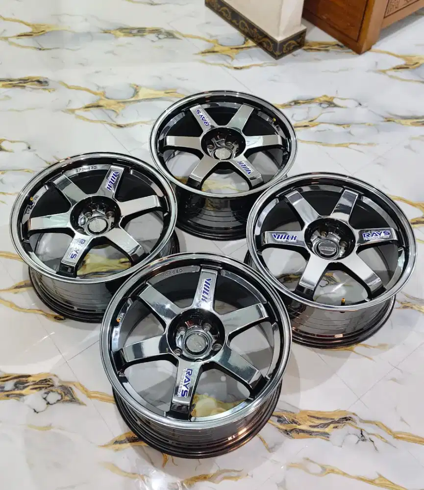 Velg TE37 R18 black crome like new