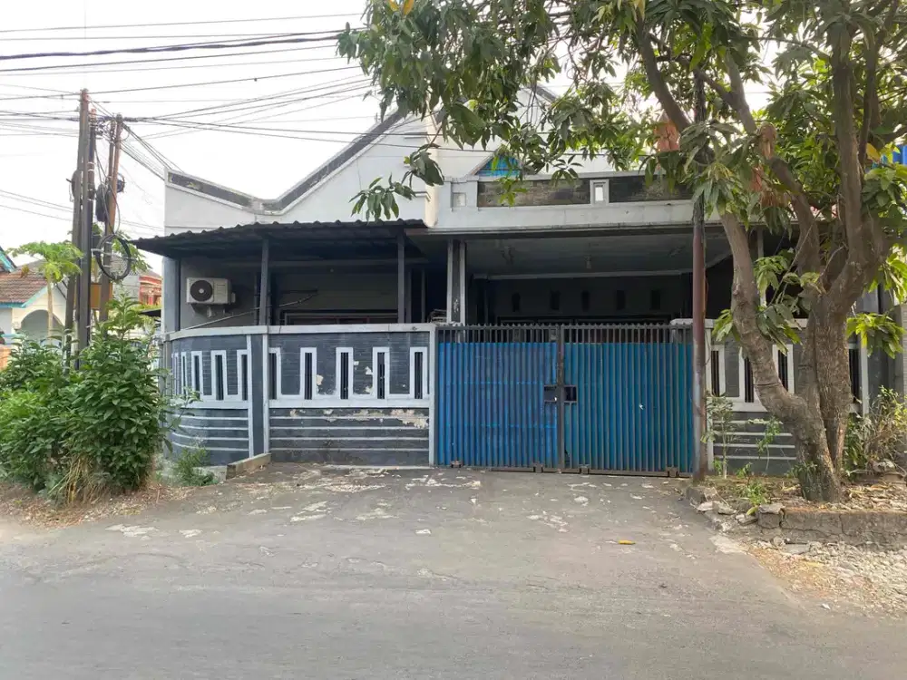 Rumah Hook pinggir jalan raya perumnas