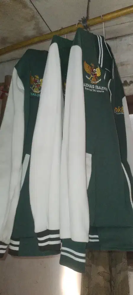Jual jacket bekas universal