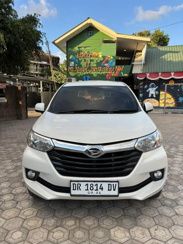 Xenia matic 1300 cc tipe R tahun 2016