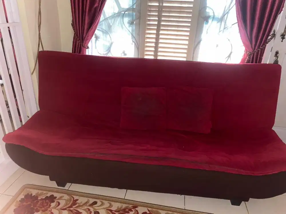 sofa bed + meja