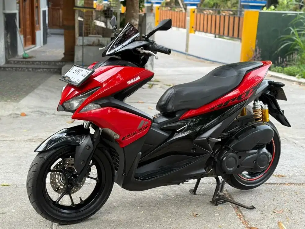 Yamaha aerox 2019 lengkap murah
