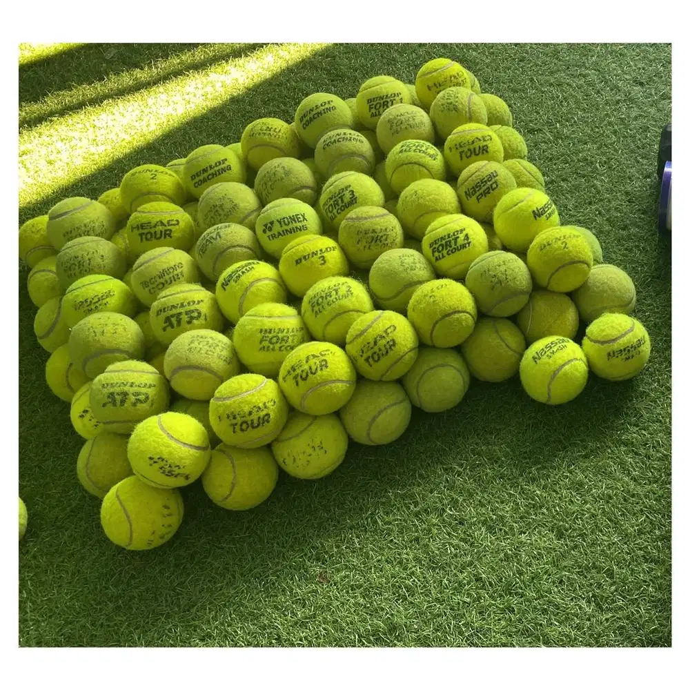 Bola Tenis bekas