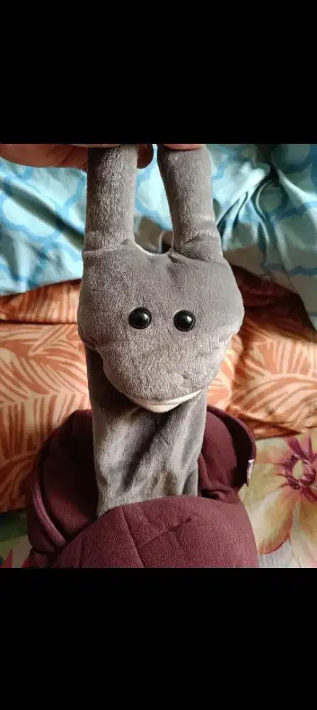 Dijual Boneka Tangan Siput like new gress.