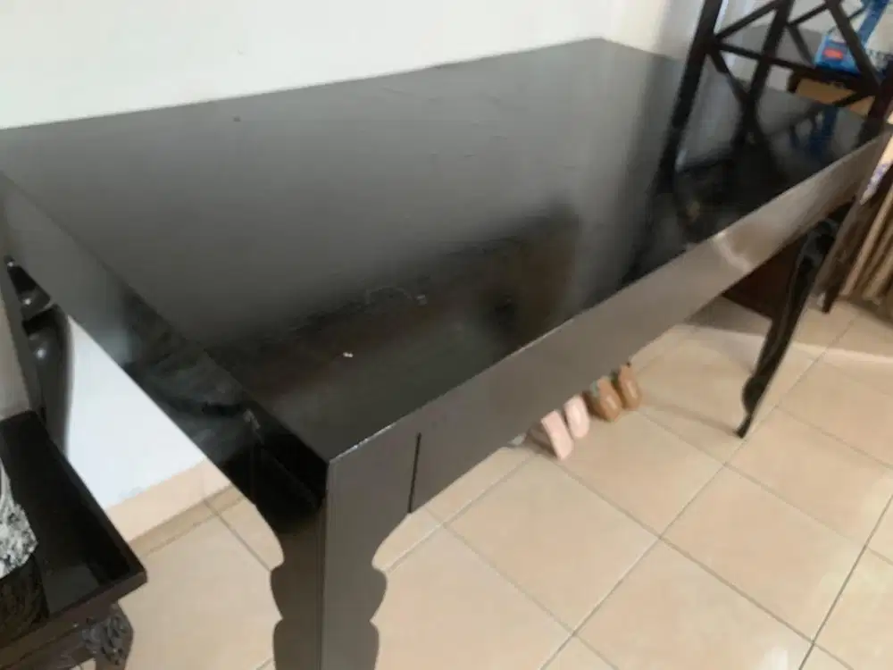 Meja Consul Bagus kondisi bagus Jual Cepat