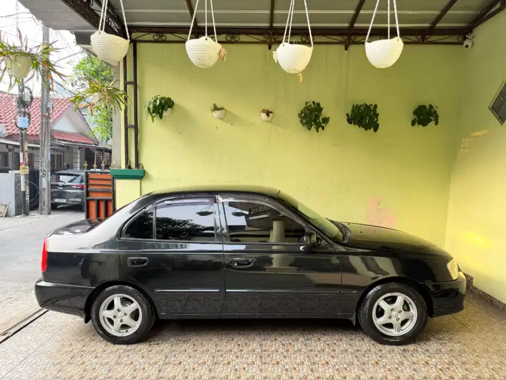 Dijual Hyundai Verna Manual 2002