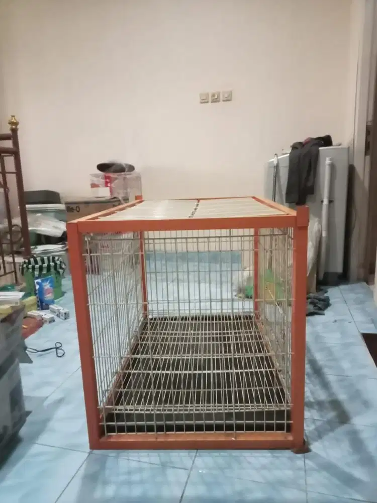 Kandang Anjing Besar (Hewan)
