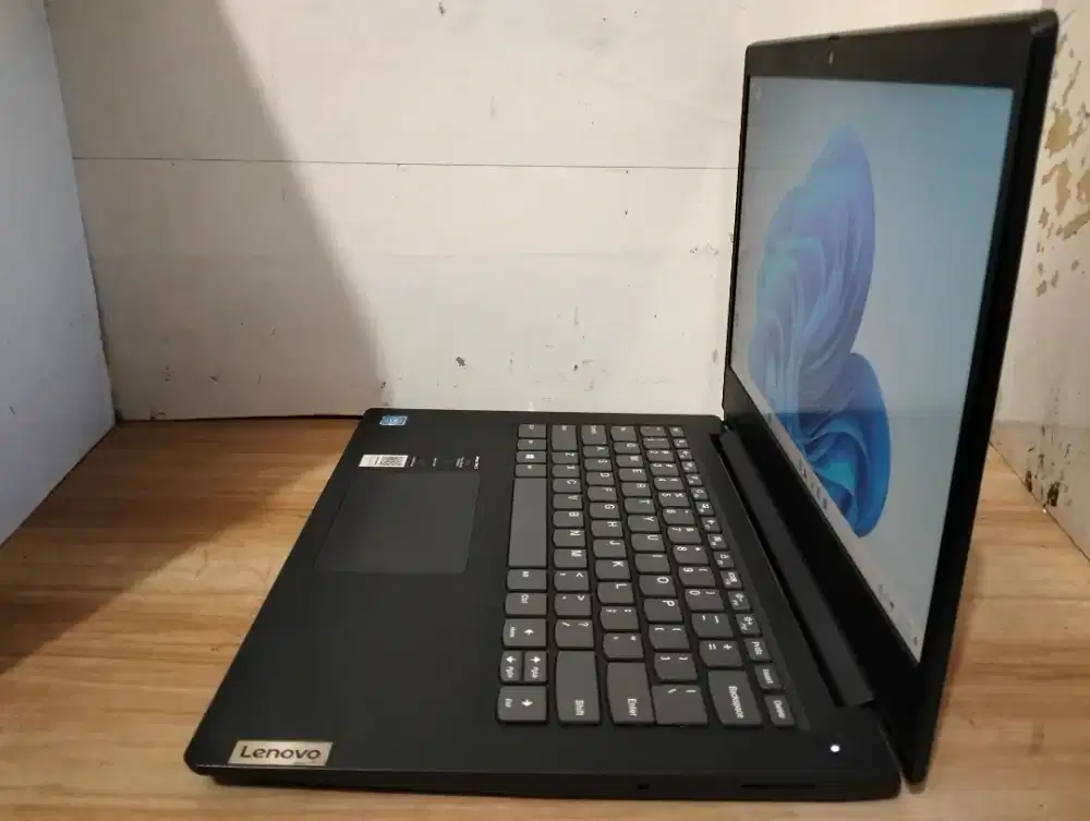 Lenovo Ideapad slim 3 Intel n4020 Gen 10 muda/RAM 4/SSD 256nvme