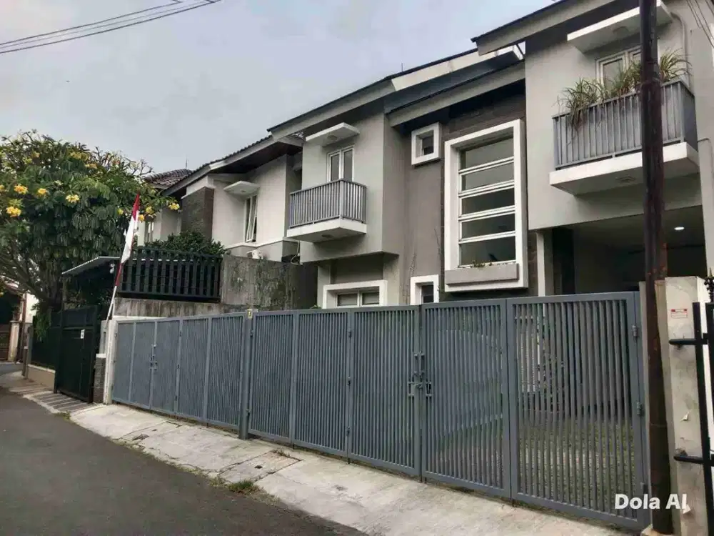 rumah kost 2,5 lantai di kebayoran baru jakarta selatan