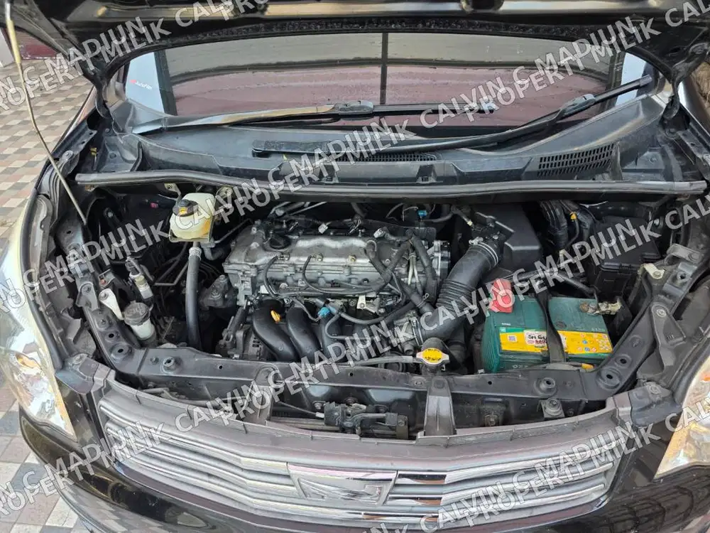 Dijual Toyota NAV1 V Limited NIK 2015 PMK 2016