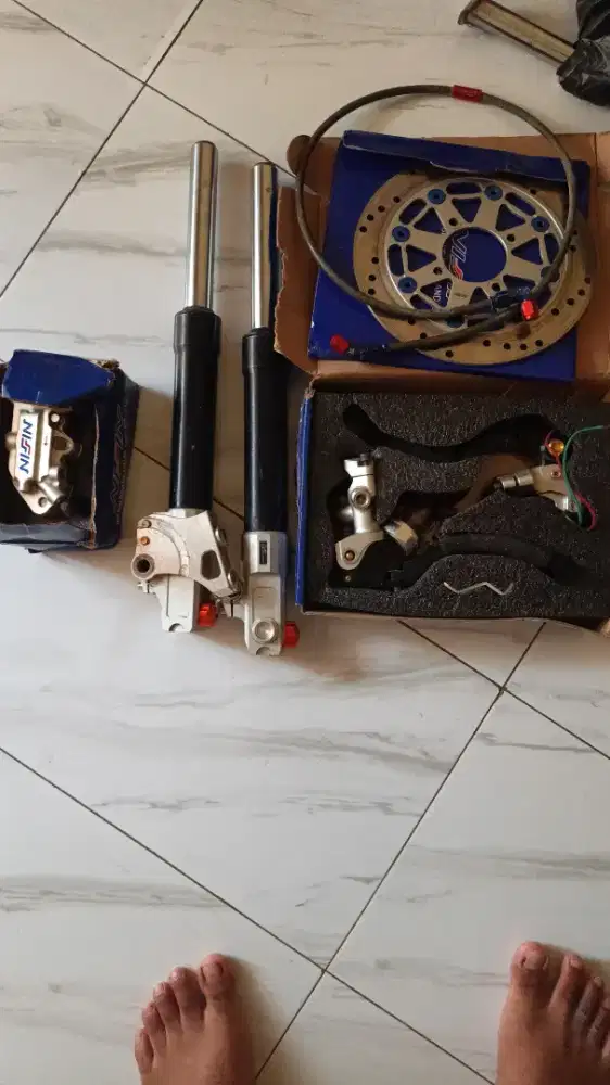 Paket pengereman depan khusus honda