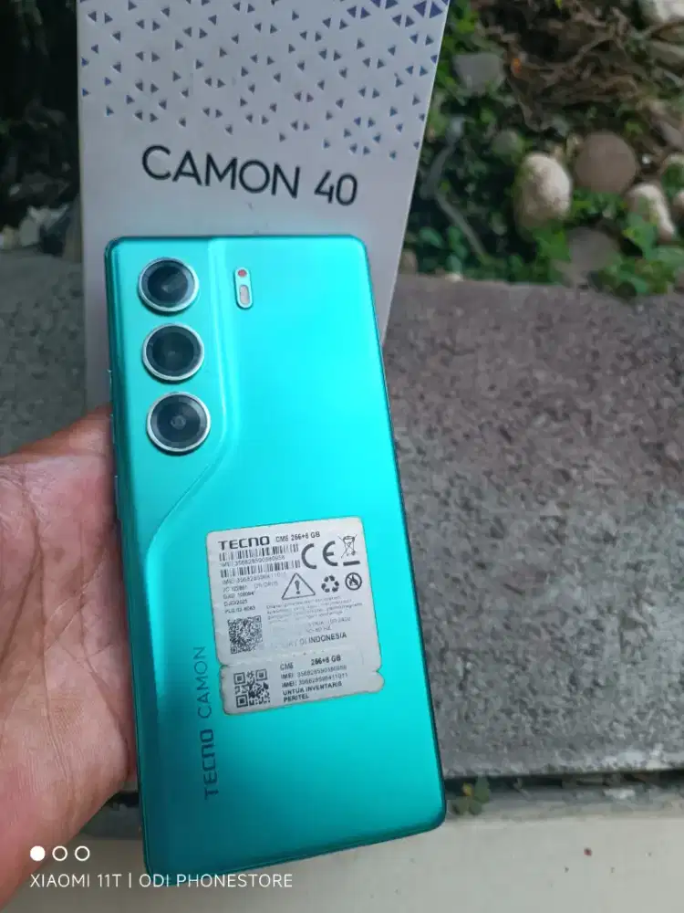 Tecno camon 40 8+8/256 mulus 99% dan lengkap pemakaian 4 bulan lebih