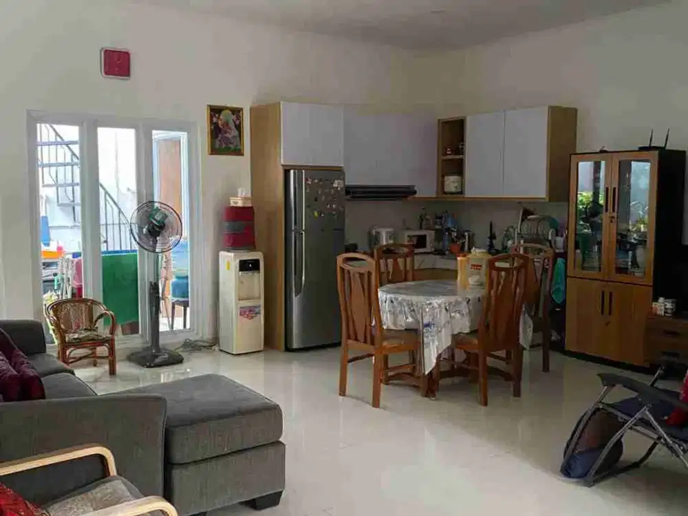 Dijual Rumah Siap Huni di Taman Kopo Indah 3 Bandung