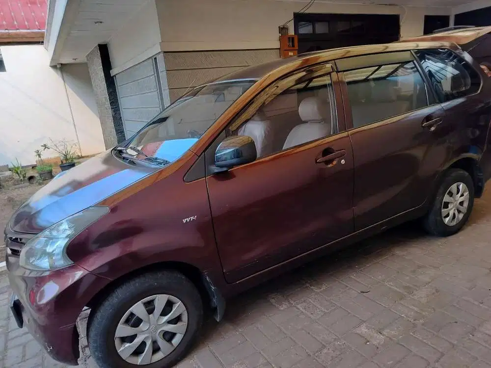 Toyota Avanza 2012 Bensin