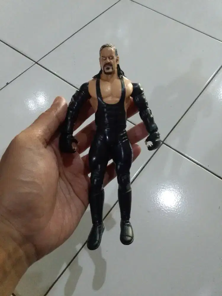 Jakks Pacific WWE UNDERTAKER,MYSTERIO, TRIPLE H,ORTON, STONE COLD ORI