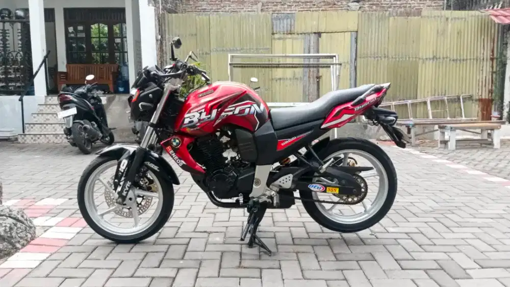 Yamaha Byson Karbu