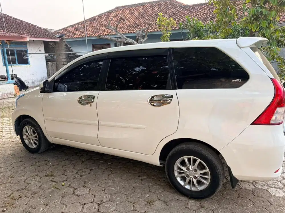 Xenia Manual 1.3 R 2012