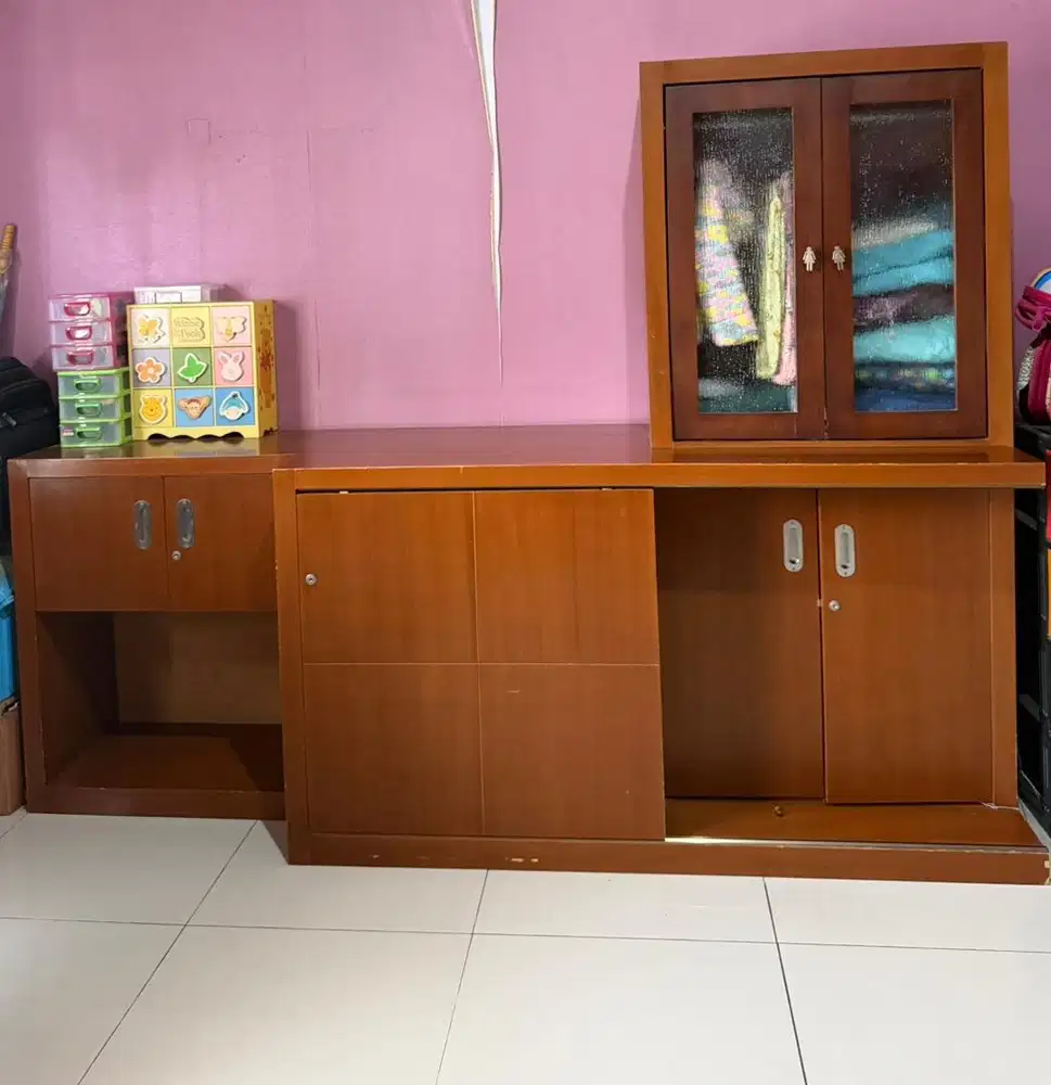 Dijual lemari rak